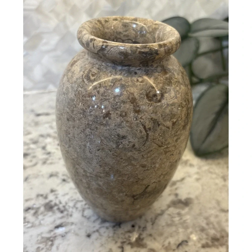 Pier One Tan Solid Stone Vase Fossilized Architectural Decor Office Brutalist‎